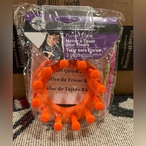 Loops And Thread Knitquick Flower Loom 3pcs New